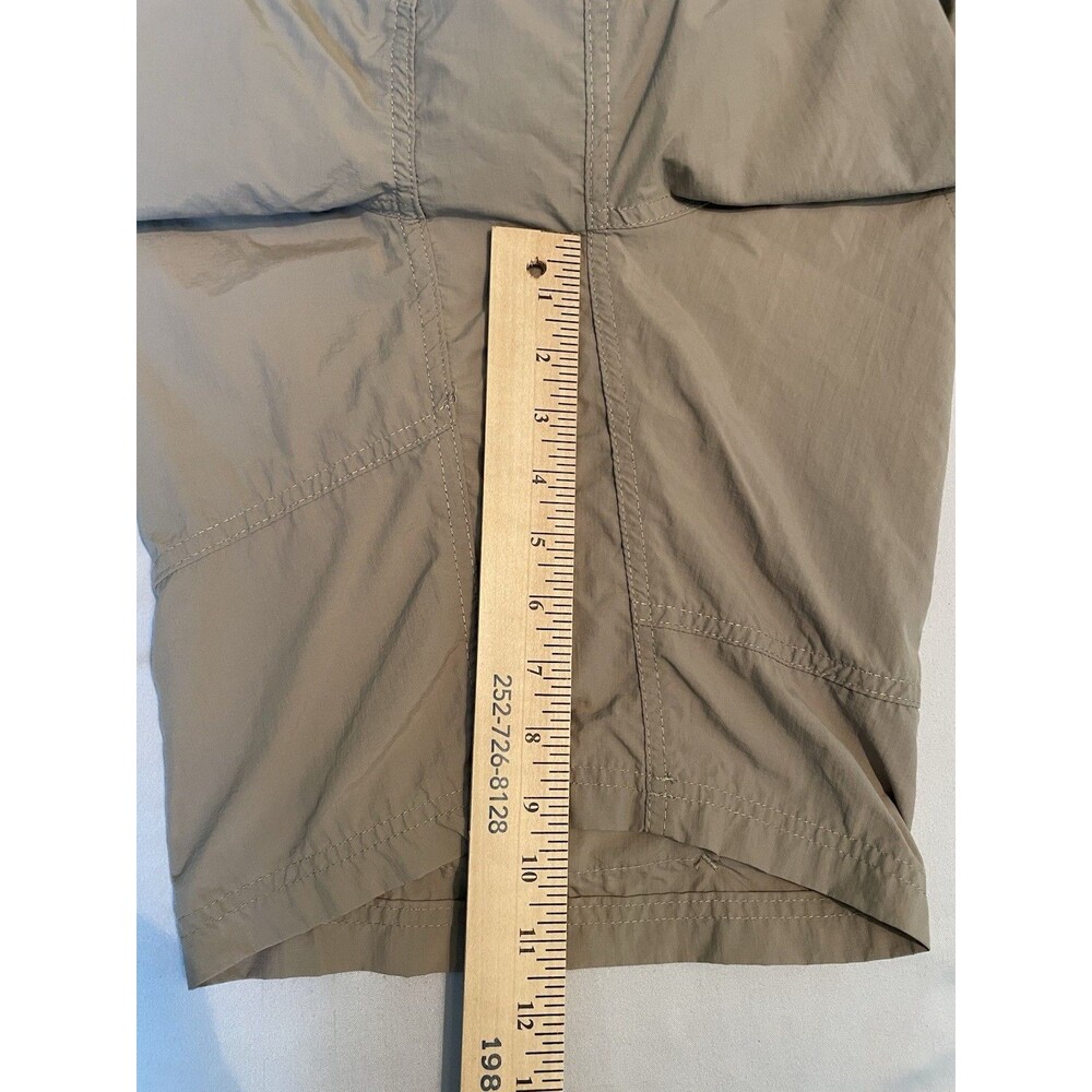Columbia Shorts Mens Size 36”X 10” Brown Zip Pocket Stretch Sides - Picture 7 of 8
